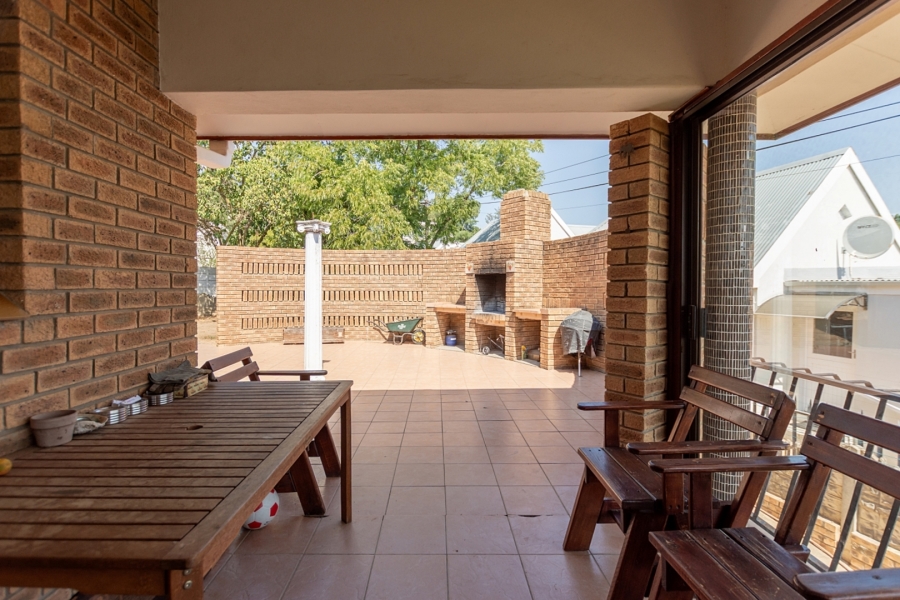 3 Bedroom Property for Sale in Riebeek Kasteel Western Cape